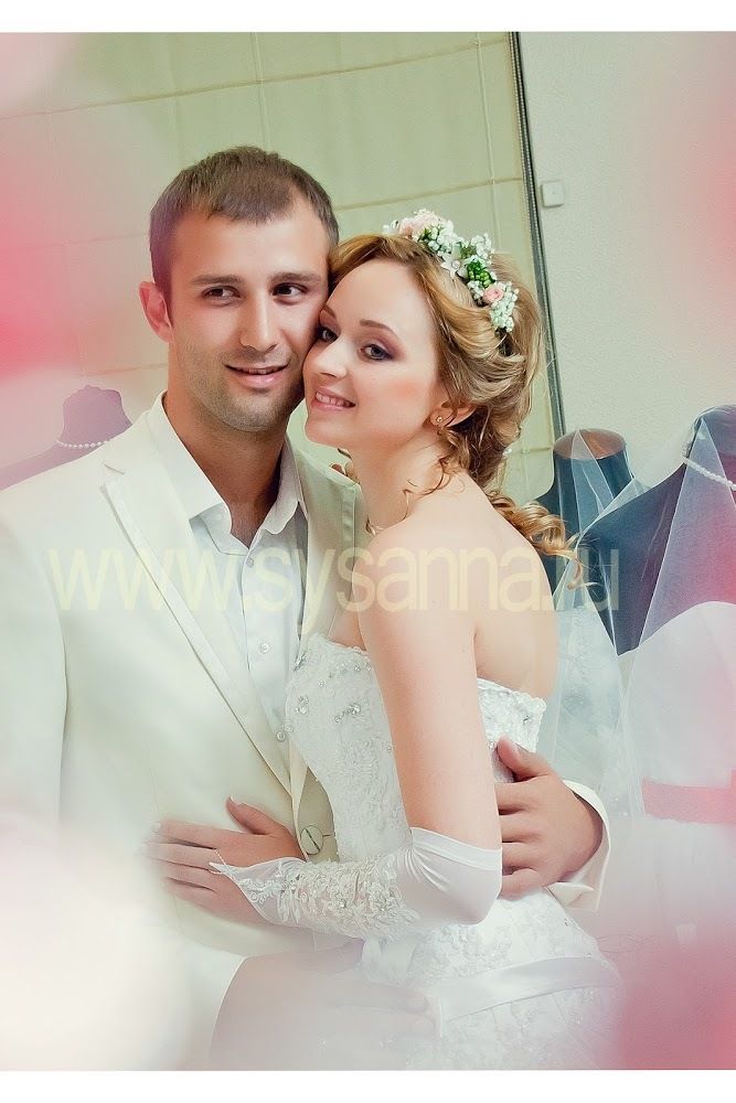 свадебная причёска с живыми цветами - фото 8884346 Стилист-визажист Сусанна Саакова