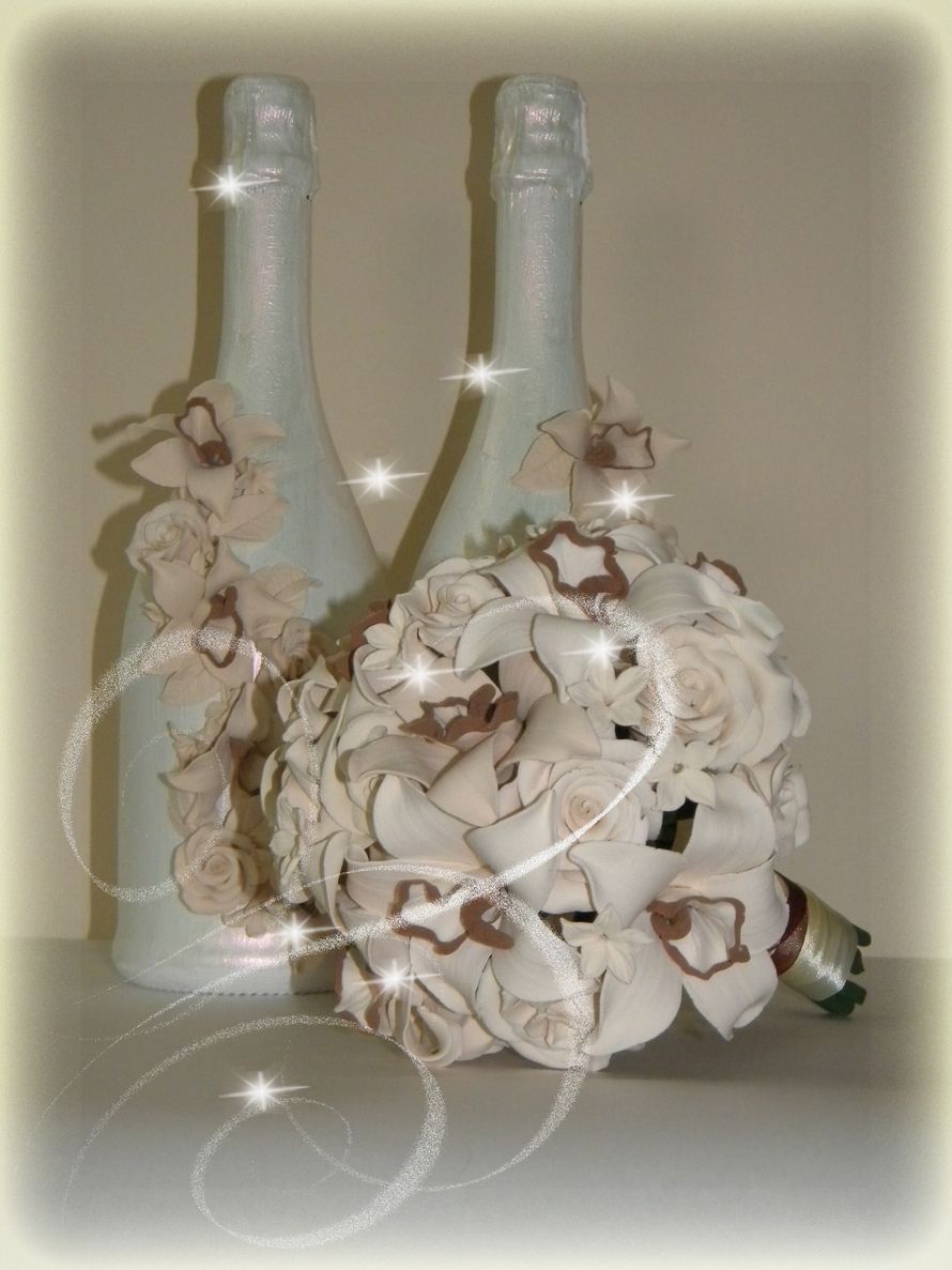 Шампанское и букет невесты. - фото 1141691 Свадебные аксессуары от Елены Маслиевой