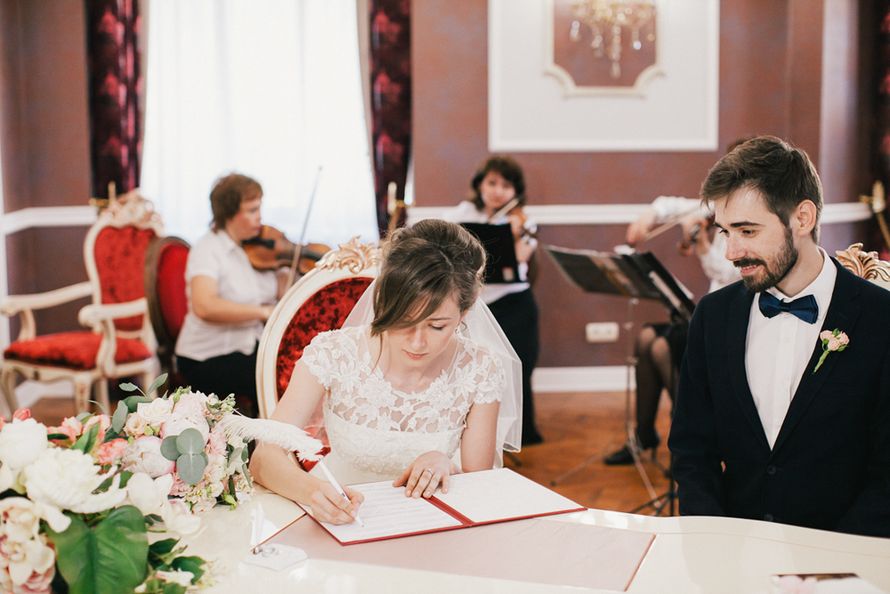 Свадьба Кати и Максима, Калуга,  загс - фото 3750051 Фотограф Катерина Жильцова