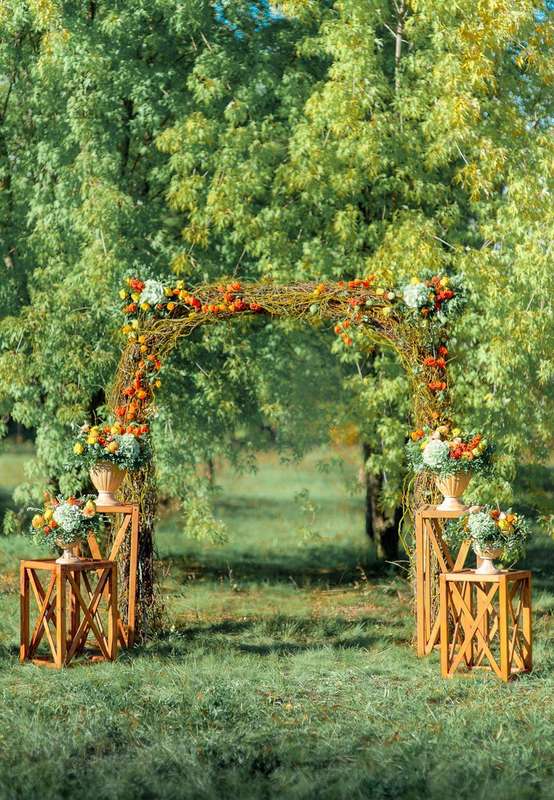 Осенняя выездная церемония - фото 16526960 Мастерская оформления свадеб "Magic garden"
