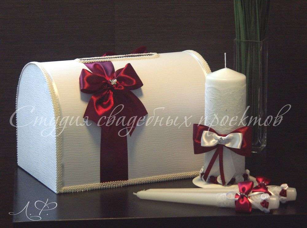 Сундук для денежных подарков и свечи "семейный очаг". - фото 2076194 Свадебный салон-студия "Белый экспонат"