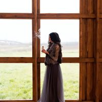 Первый и Единственный Свадебный Амбар в Петербурге. Загородная площадка Tiramisu Farm, вместимостью до 300 персон в Стрельне.
------------------------------Фото Катя Никитина 
Видео Сергей Никитин 
Модель Роза Чернова 
Макияж, прическа Елизавета Швед 
Фло