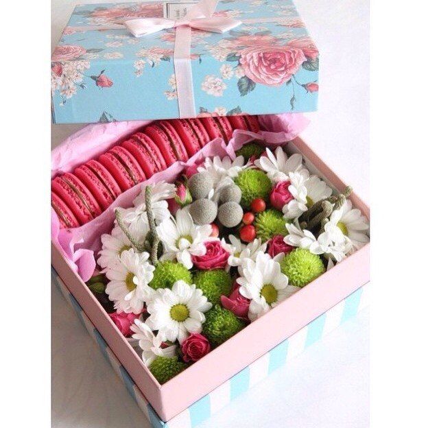 Фото 5477227 в коллекции Коробочки цветы+макаронс - COUTURE - Candy Bar, коробочки с цветами, торты