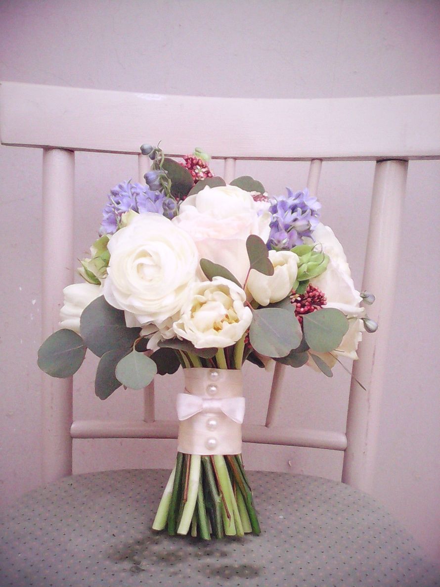 Фото 2469975 в коллекции Букет невесты - Студия флористики и декора "Клумба"