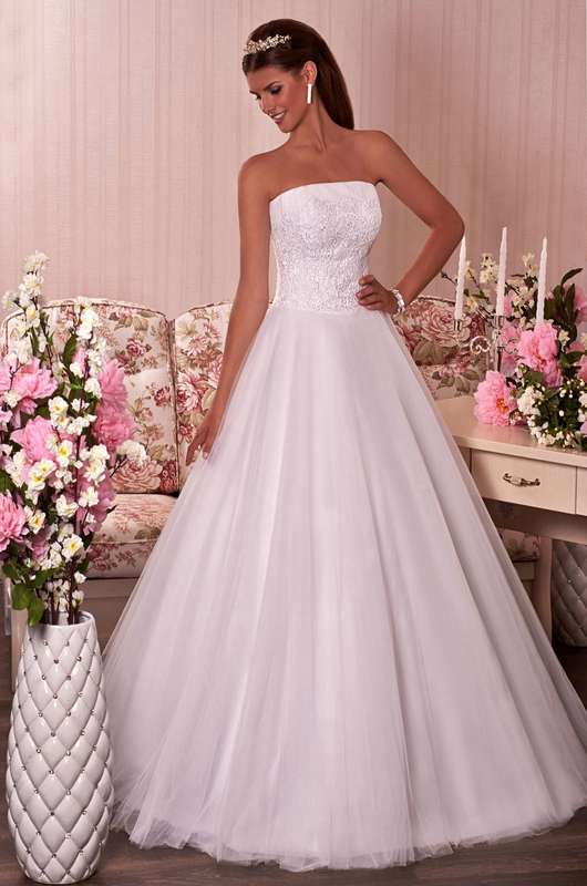 Свадебное платье Зарина, 16500 руб. - фото 6571150 Свадебный салон "Свадебный гардероб"