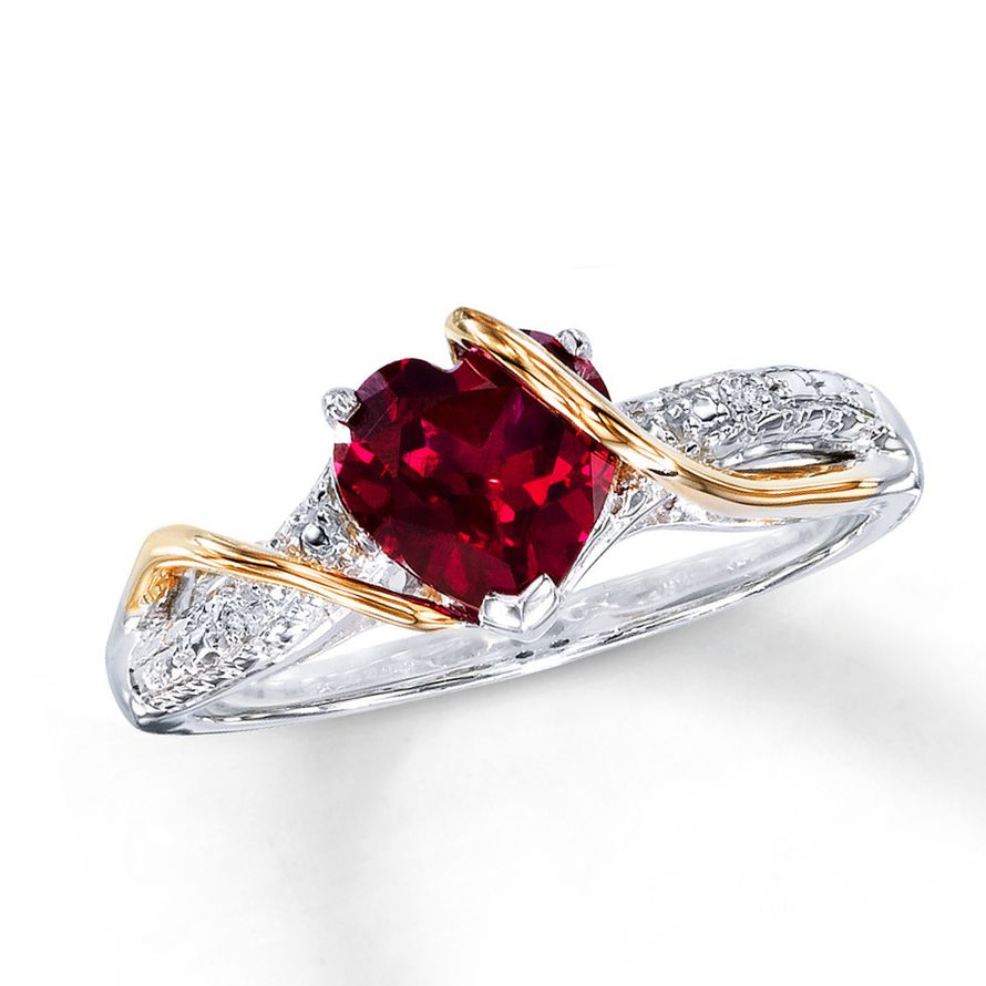 Помолвочное кольцо с рубином и бриллиантами