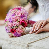 Букет невесты цвета фуксии