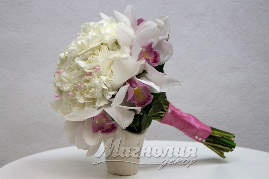Букет из гвоздики и орхидеи. - фото 3337013 "Магнолия-декор" - свадебная флористика