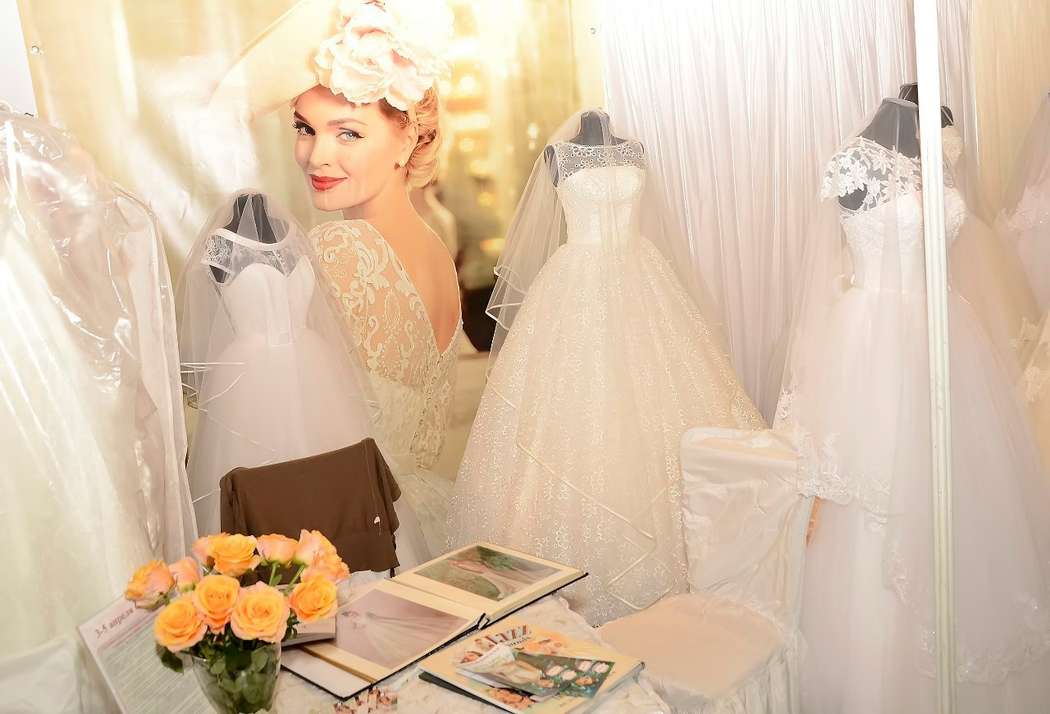 Фото 8385026 в коллекции ВЦ ВертолЭкспо - Выставка платьев "Свадебный Салон"
