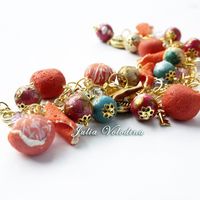 Браслет "Мандариновый Новый год" в бирюзово-малиново-золотой гамме. Очень празднично! Елочные шары, шишки, мандарины! 1350 руб.