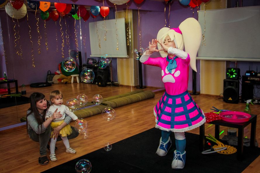 Шоу мыльных пузырей на детском празднике - фото 10411420 Агентство "Знай Наших", Шоу мыльных пузырей 