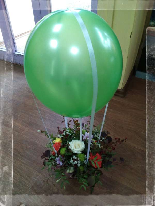 Композиция"воздушный шар" - фото 12341202 "ЦвеТочно" - студия цветочного дизайна
