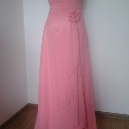 Платье с розой