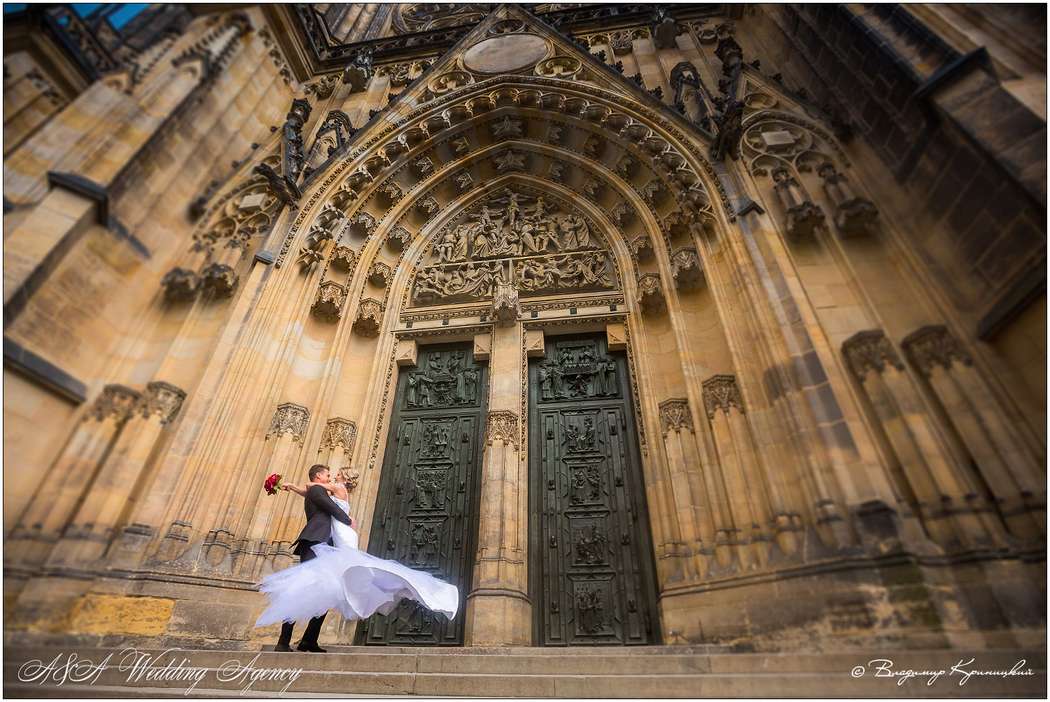 Свадьба в замке Чехии - фото 11249966 A&A wedding agency - организация свадеб