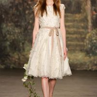 Короткие свадебные платья из коллекции 2017