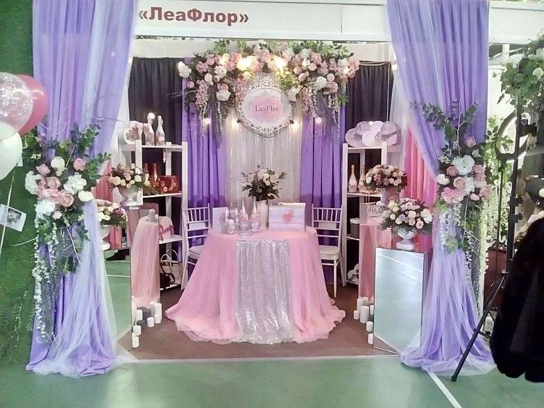Оформление стенда для Салона цветов Леафлор на выставке Ваша свадьба-2018 - фото 17505368 WedDay - декор и флористика