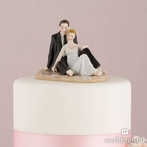 8653 Фигурка на торт "Влюбленная пара на песке" - фото 3107611 Omgwedding - свадебные аксессуары