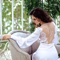 "Флоренция". Свадебное будуарное платье для девушек, способных оценить роскошь шелка, ручную расшивку спинки и гармонию в каждой детали этого наряда.