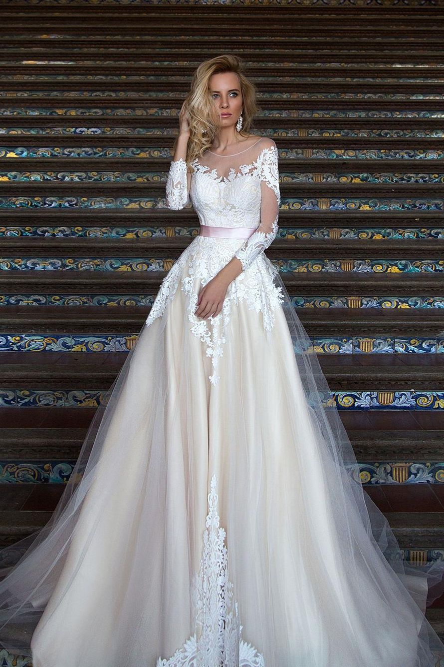 Свадебное платье Мирэй