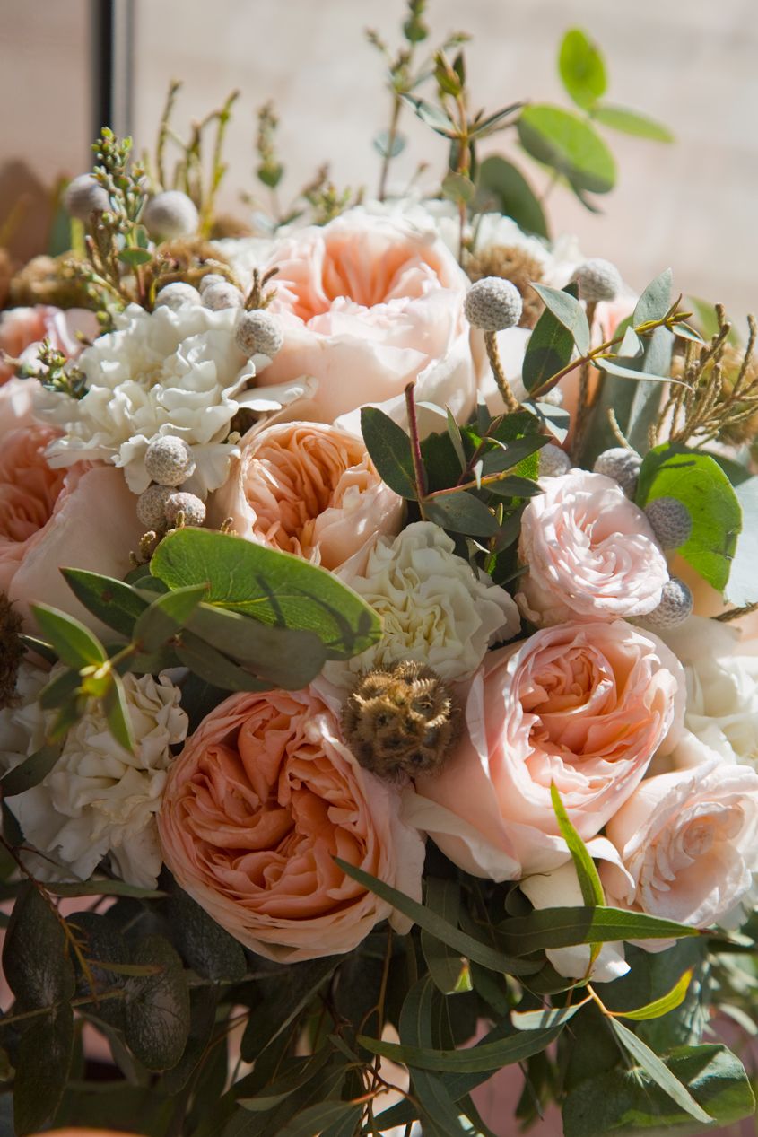 Букет невесты из пионовидных роз