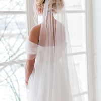 Валерия
Невеста 
Фотограф 
Свадебное платье 
Свадебные украшения 
Макияж и прическа я