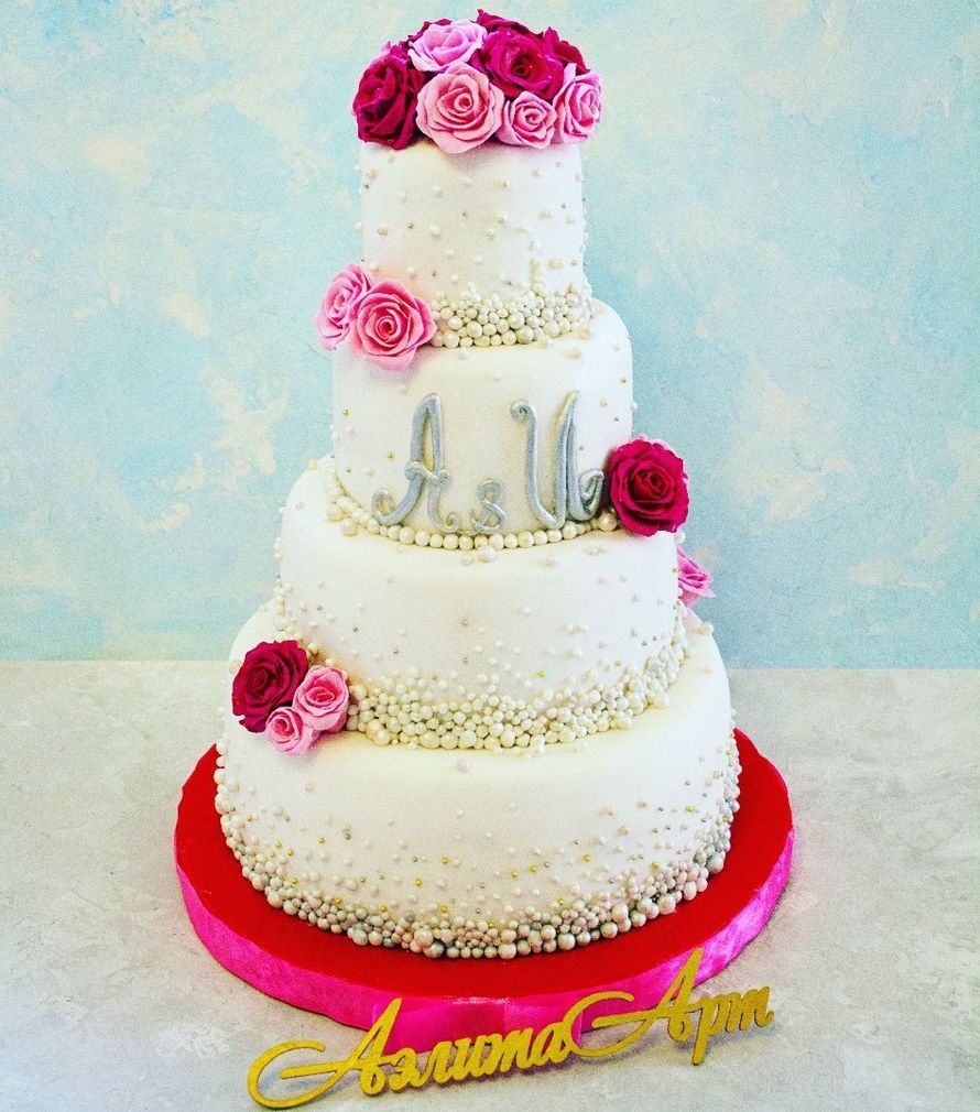 Мастичный торт с мастичными розами и декором. Четырехъярусный. - фото 18450306 Кондитерская Аэлита Арт