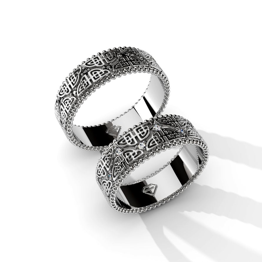 Можно обручальное кольцо серебряное. Парные серебряные кольца. Необычные обручальные кольца из серебра. Необычные кольца из белого золота. Серебряное обручальное кольцо.