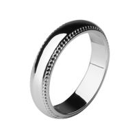 Обручальное кольцо из платины, с окантовкой 4,5 мм