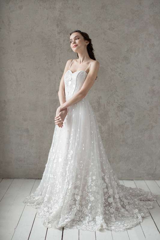 Больше фото: 

Свадебное платье «Амели»
Цена: 65 900 ₽

Возможные цвета:
- белый
- молочный
- нежно-розовый
- жемчужно-кофейный
- припыленно-сиреневый
- припыленно-серый

При отсутствии в наличии нужного размера это платье может быть выполнено в размерах  - фото 16859350 Платья свадебной мастерской Piondress