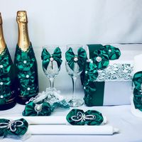 Коллекция свадебных аксессуаров "Зеленый атлас" 