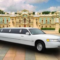 040 Лимузин Lincoln Town Car 120 в аренду 