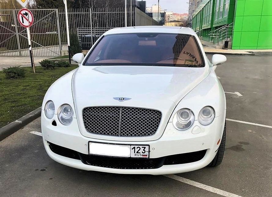 Аренда автомобиля Bentley