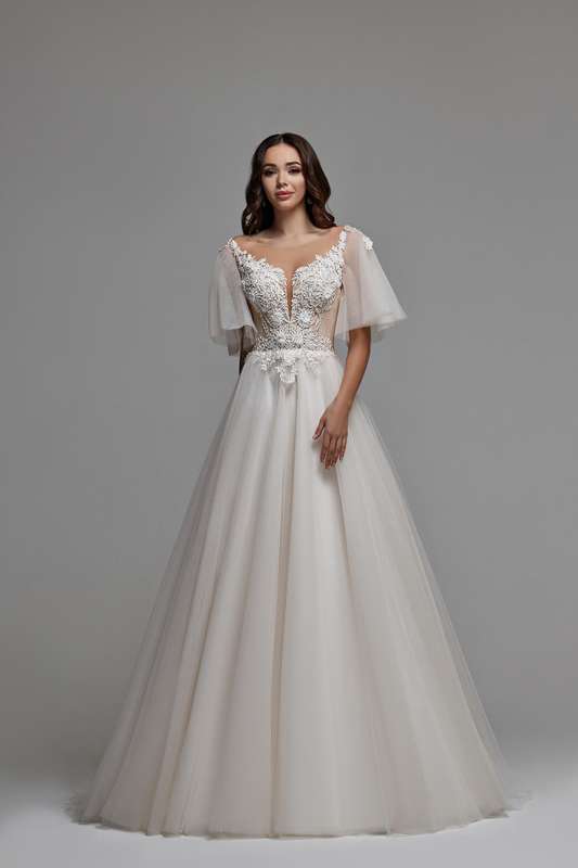 Фото 18787064 в коллекции Charm 2019 - Pearl Fashion Group - свадебные и вечерние платья