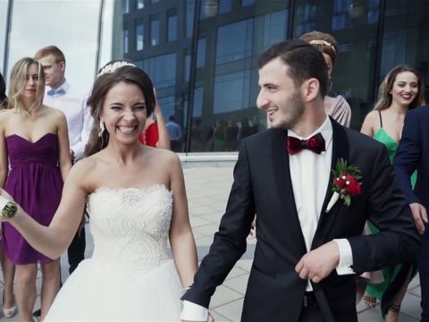 Свадебное видео очень яркой и эмоциональной пары