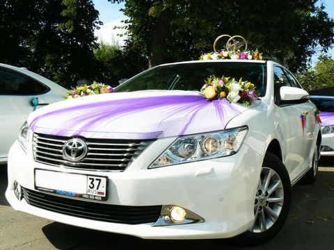 Свадебный кортеж Toyota Camry