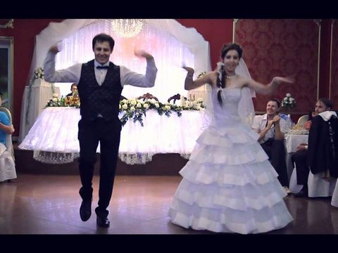 Свадебный танец молодых